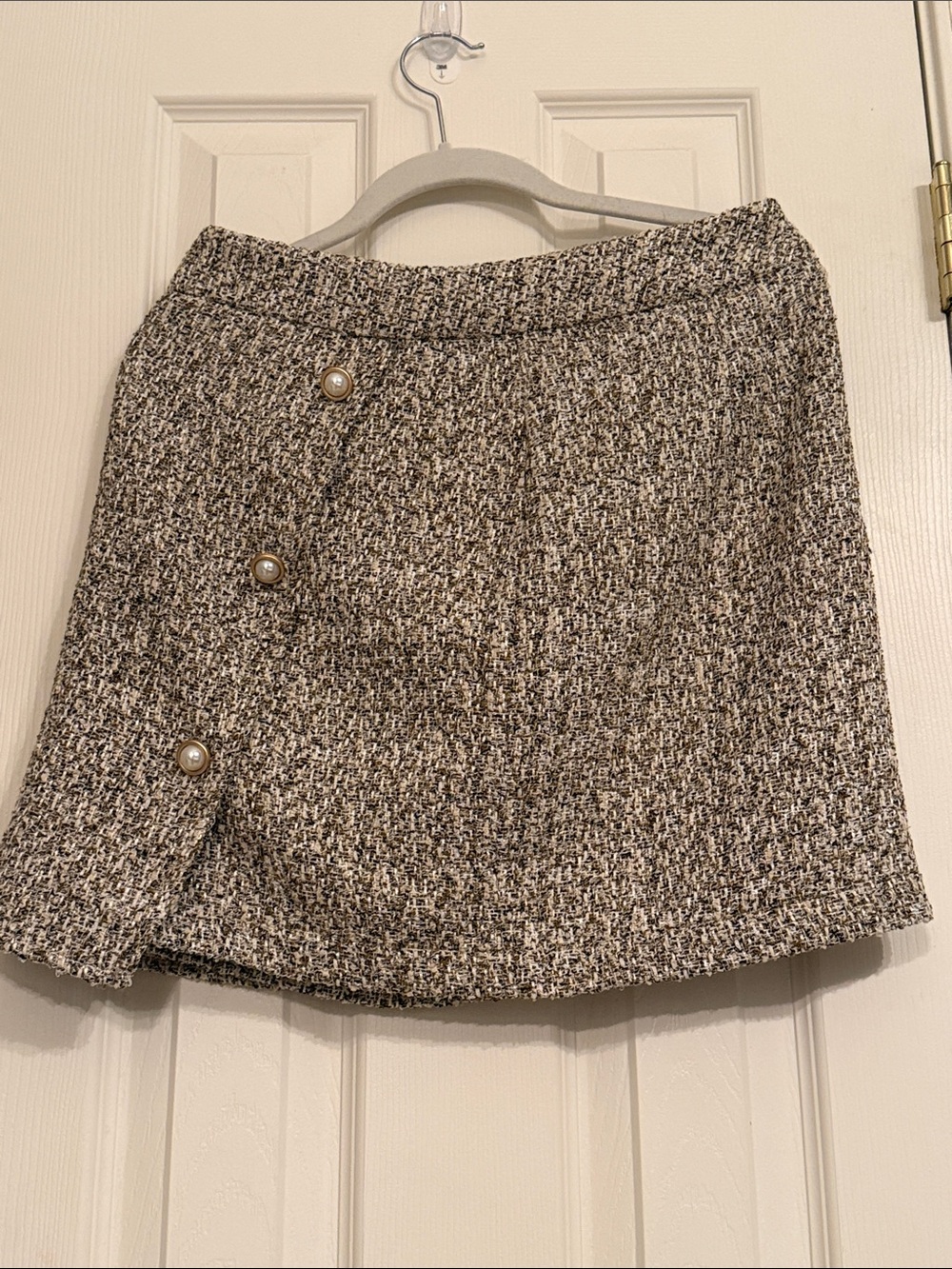 Amaryllis Black, Cream & Gold Tweed Pearl-Accent Mini Skirt M